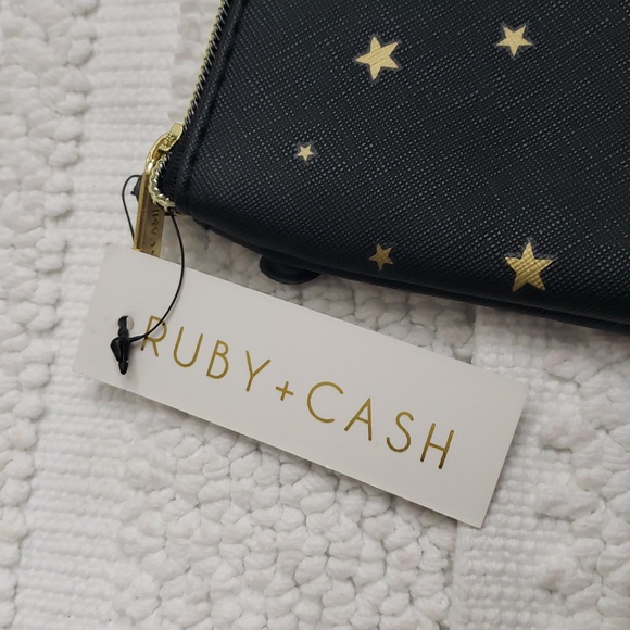 Ruby + Cash Black Pouch with Gold Stars Dream Text - Picture 3 of 6